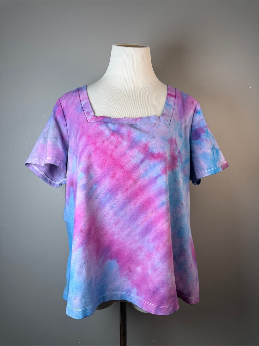 Women’s Tie-Dye Square Neck Short Sleeve Top - Pink & Blue